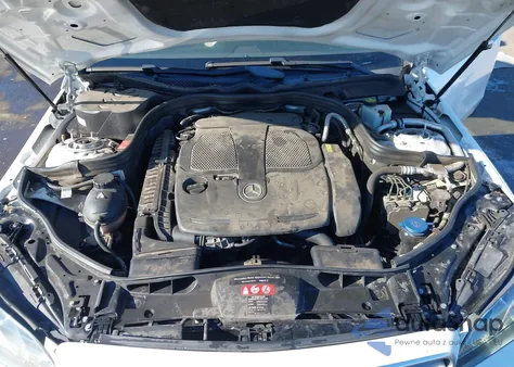 2014 Mercedes-Benz E 350 из США, поврежденный, VIN WDDHF5KB1EB061940